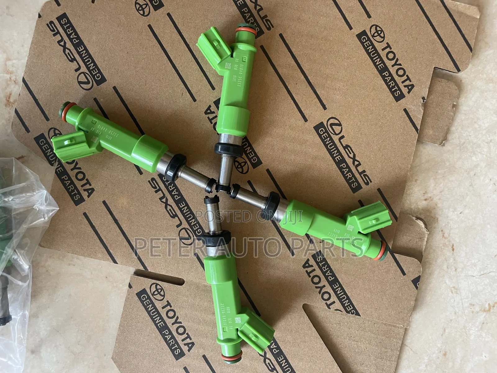 Toyota Camry 2013-16 Fuel Injectors, 4 Set. Original Japan.