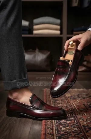 Hermès Paris Polished Leather Penny Loafers