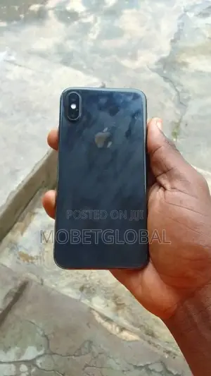 Apple iPhone X 64 GB Black