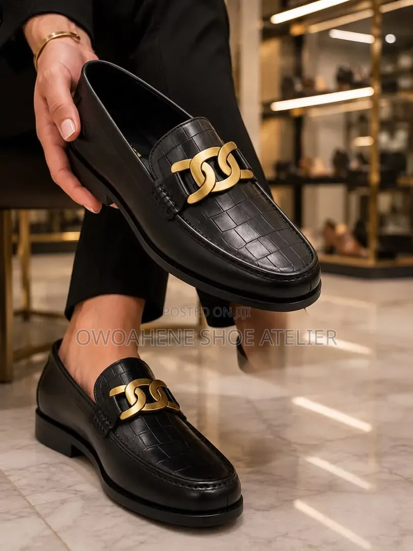 Tod's Croc Black Leather Chain Loafers.