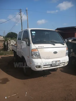 Kia Bongo 2013 White
