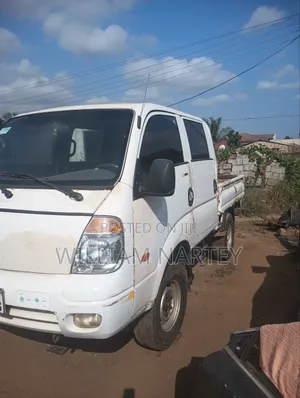 Kia Bongo 2013 White