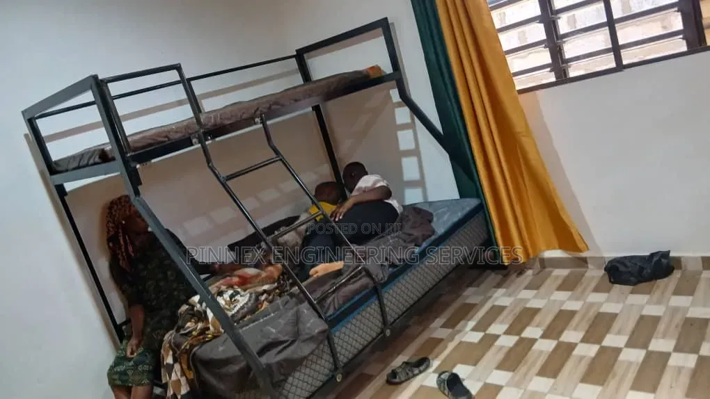 Space-Saving Bunk Beds –11/2