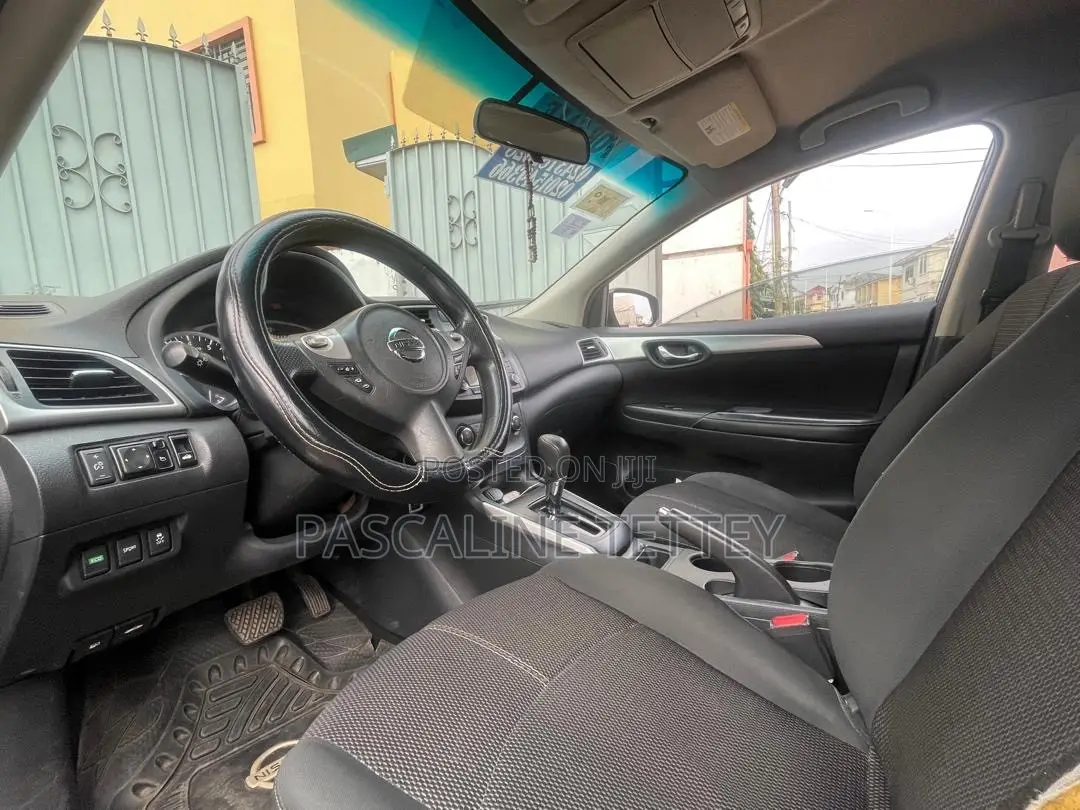 Nissan Sentra 2018 Black