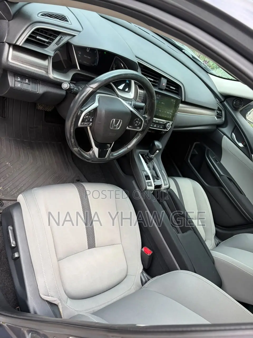 Honda Civic EX-L Sedan 2019 Gray