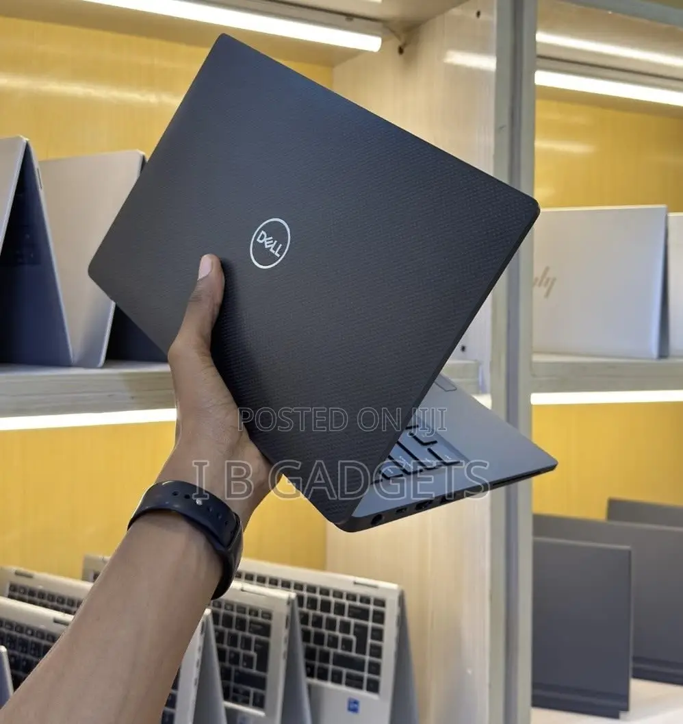 Laptop Dell Latitude 7400 8GB Intel Core i5 SSD 256GB