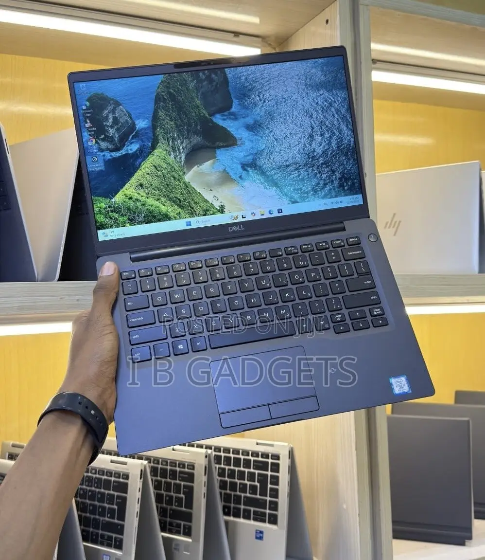 Laptop Dell Latitude 7400 8GB Intel Core i5 SSD 256GB