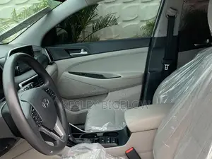 Hyundai Tucson Sport AWD 2019 Silver