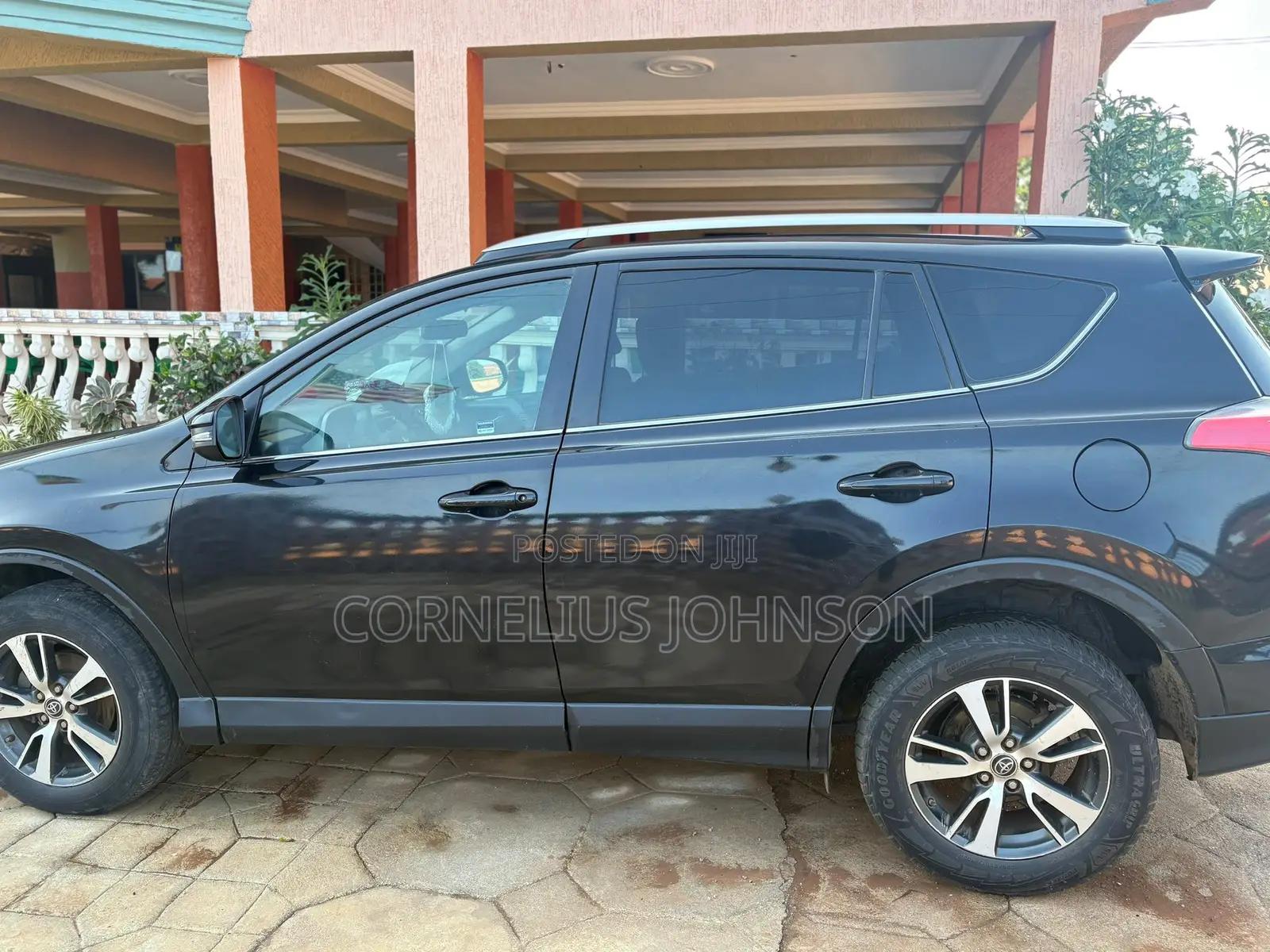 Toyota RAV4 XLE AWD (2.5L 4cyl 6A) 2016 Black