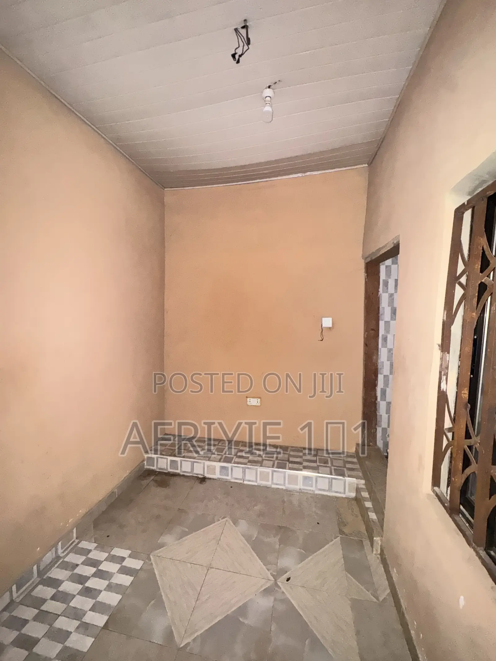 1bdrm Apartment in Large Living Room, Kumasi Metropolitan for rent