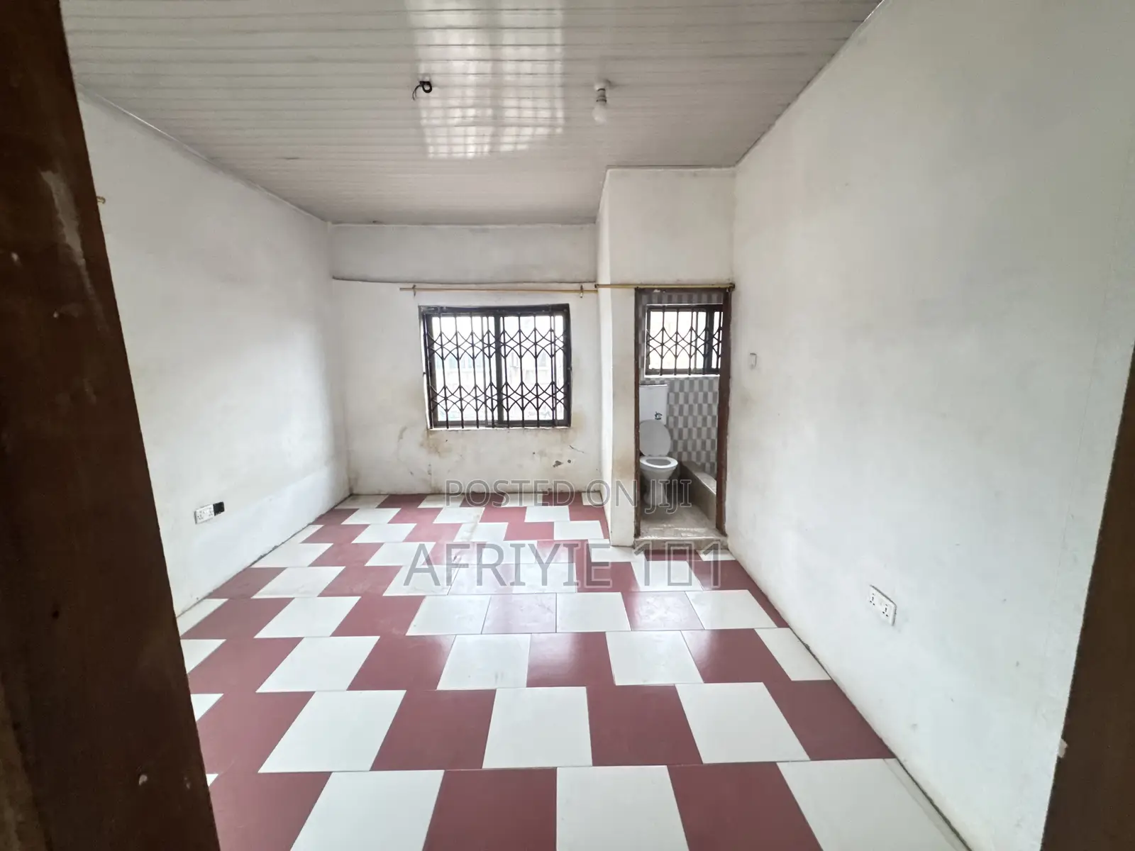 1bdrm Apartment in Large Living Room, Kumasi Metropolitan for rent