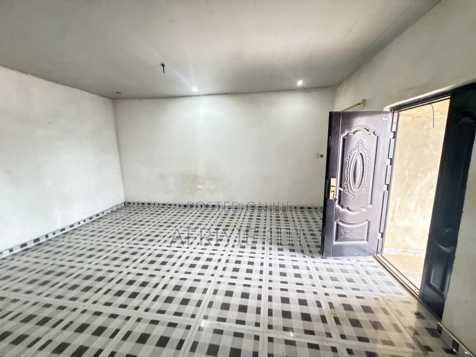 1bdrm Apartment in Large Living Room, Kumasi Metropolitan for rent