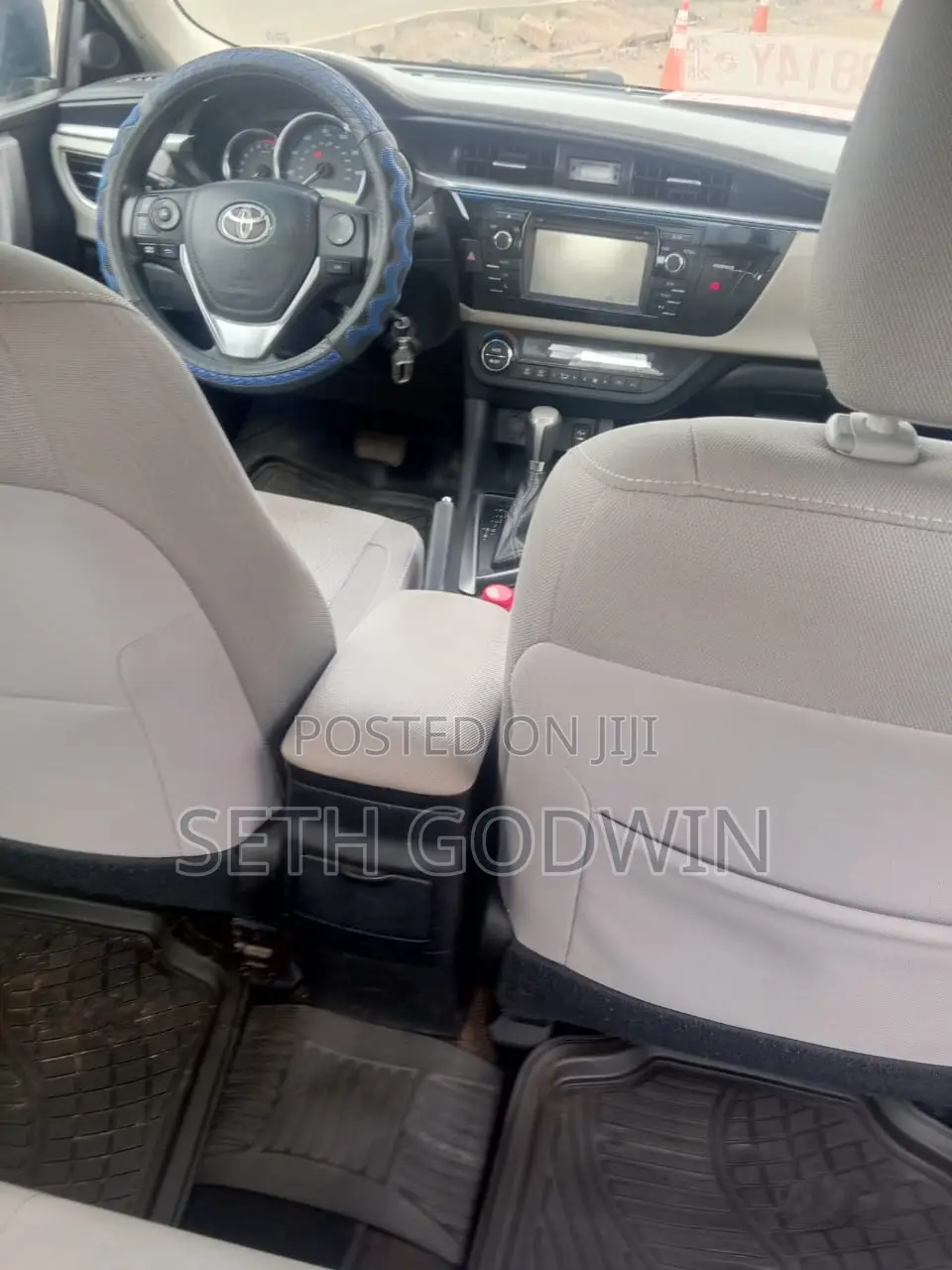 Toyota Corolla LE 4dr Sedan (1.8L 4cyl CVT) 2015 Blue