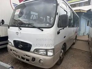 Hyundai County 2016