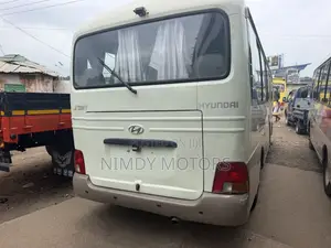 Hyundai County 2016 Grey