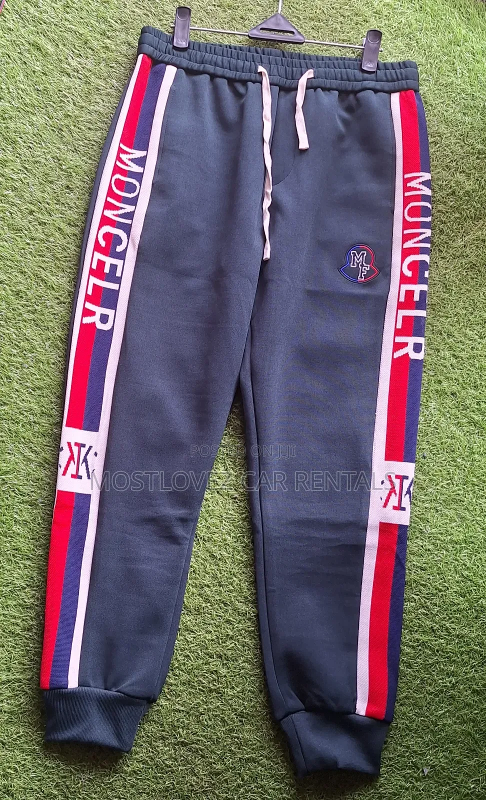 Store Jean for Sale