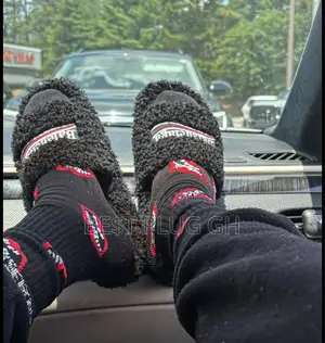 Balenciaga Furry/ Teddy Slide