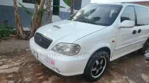Kia Carnival 2.9 CRDi EX Automatic 2005 White
