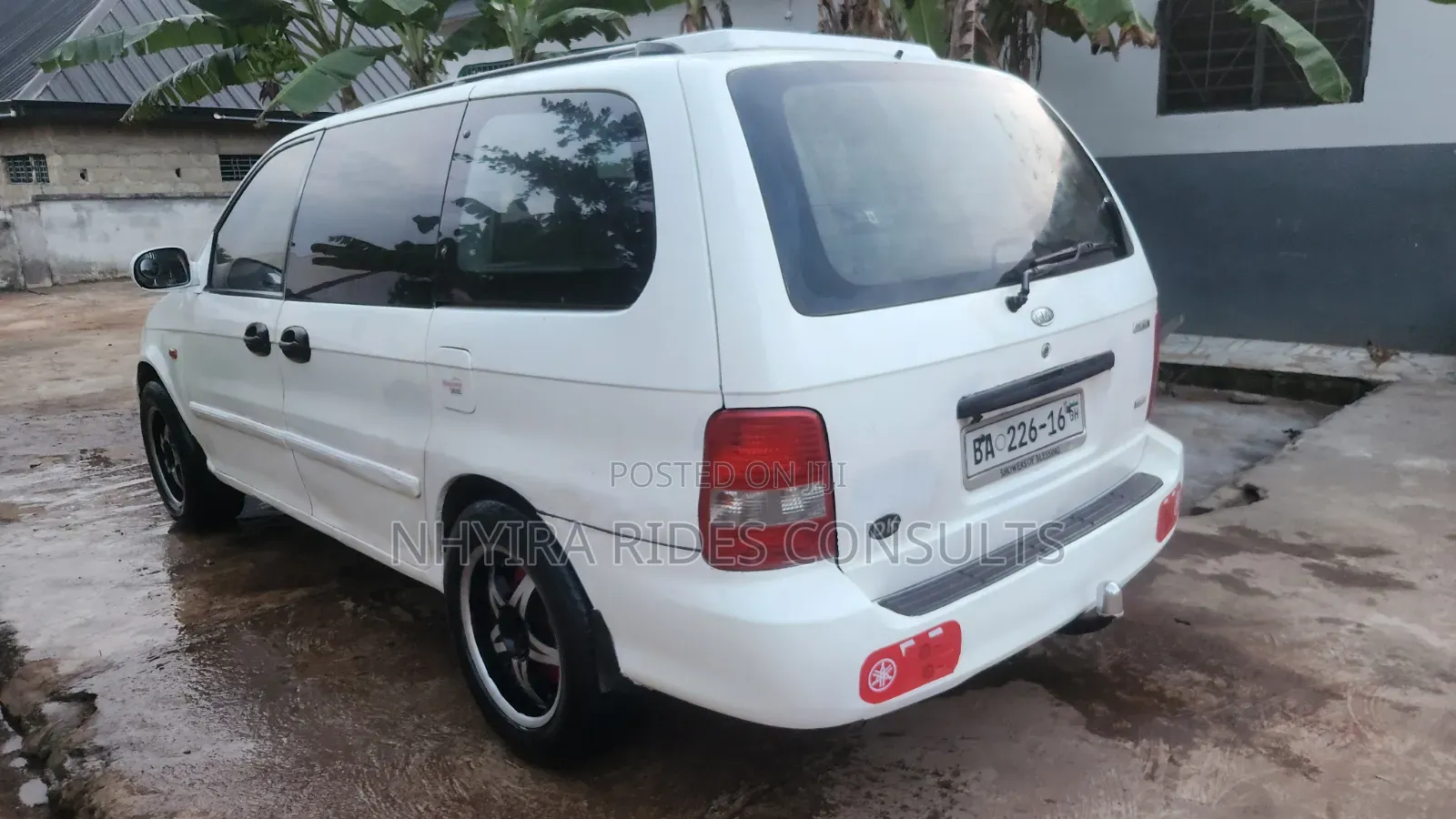 Kia Carnival 2.9 CRDi EX Automatic 2005 White