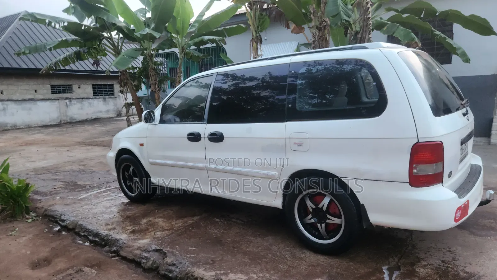 Kia Carnival 2.9 CRDi EX Automatic 2005 White