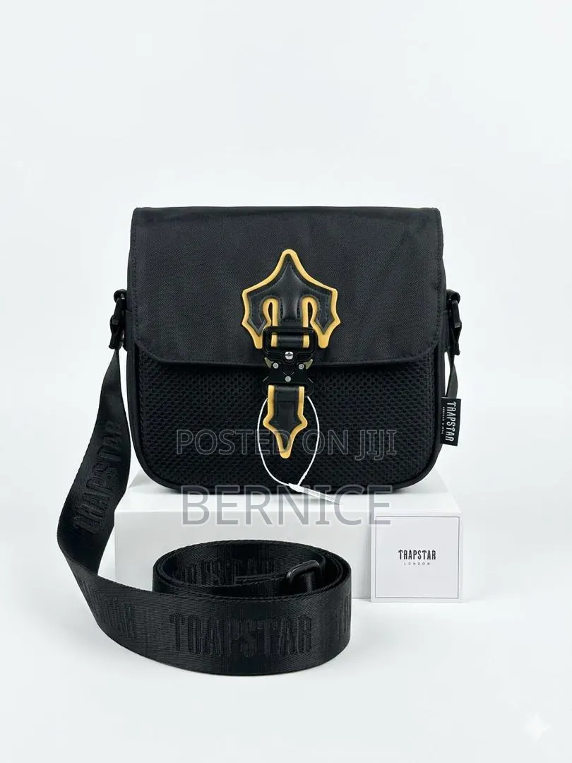 Simple Classic Side Bag