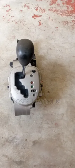 Toyota Vitz Automatic Gear Lever