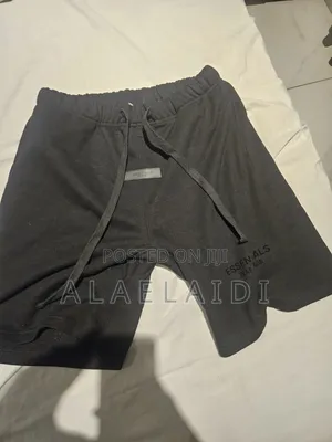 Black Essentials Shorts