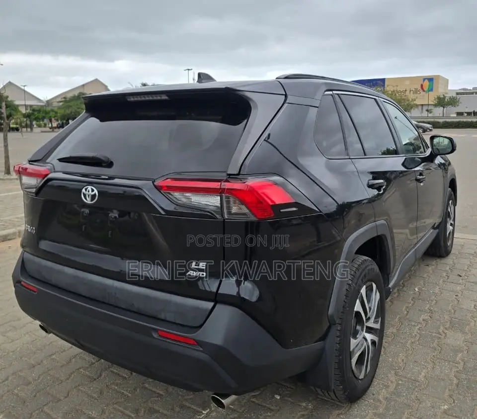 Toyota RAV4 2021 Black