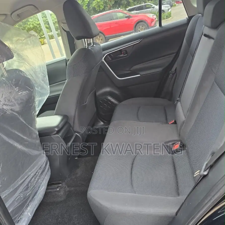 Toyota RAV4 2021 Black