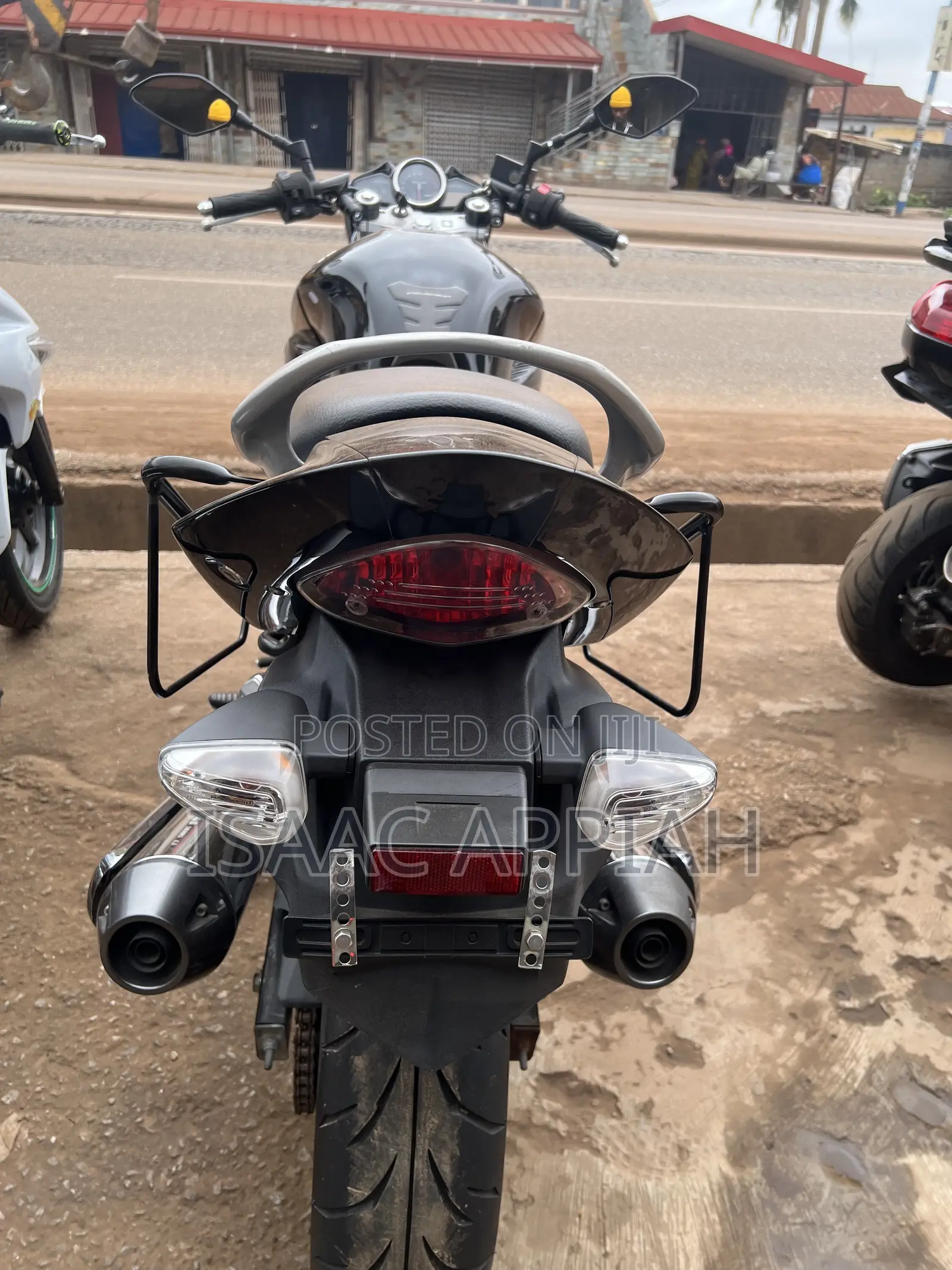 Suzuki GSR 2018 Black