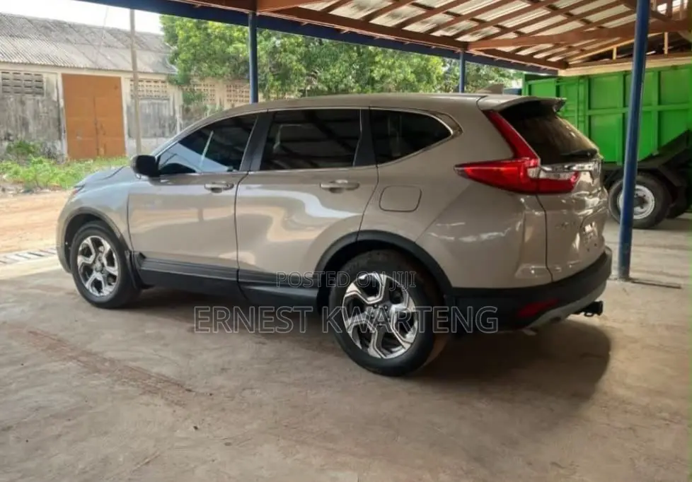 Honda CR-V 2019 Gold