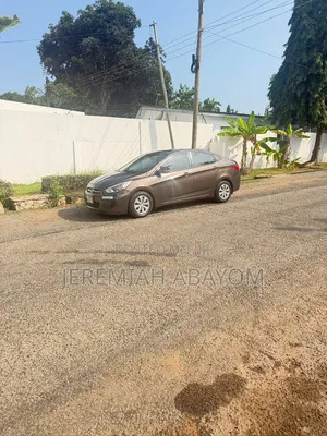 Hyundai Accent 2014 Brown