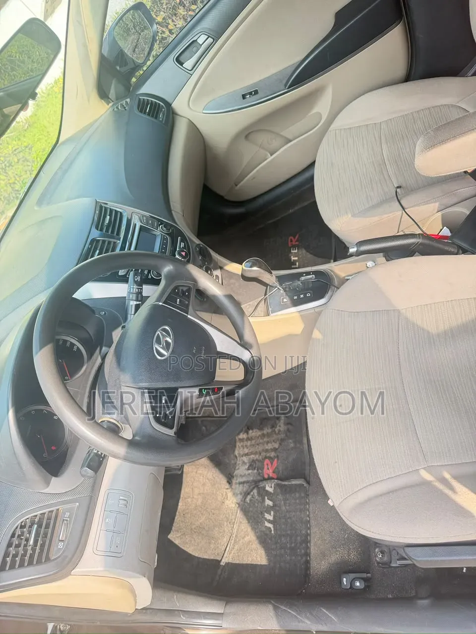 Hyundai Accent 2014 Brown