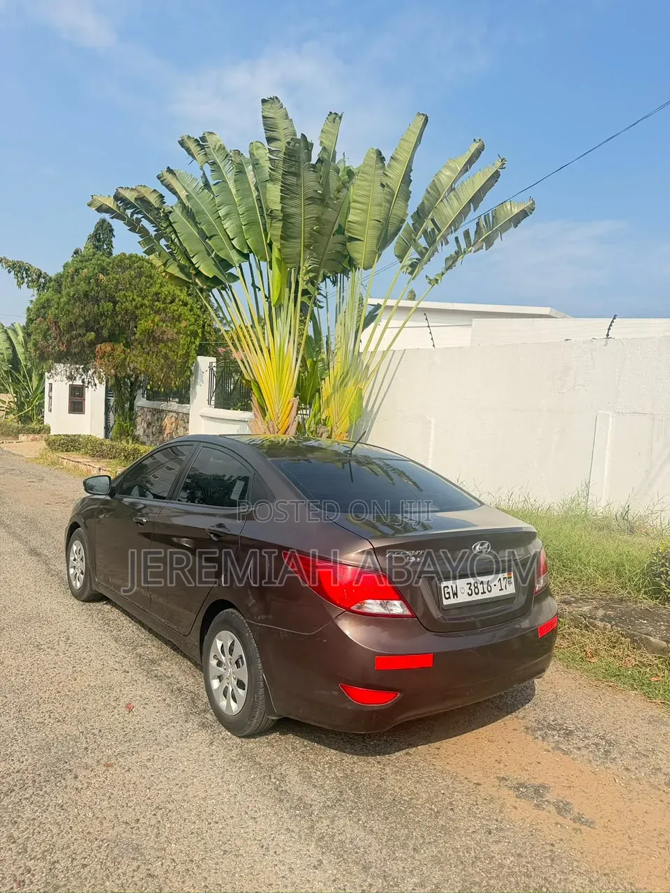 Hyundai Accent 2014 Brown