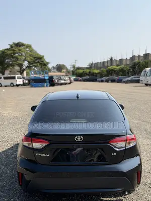 Toyota Corolla LE 2020 Black