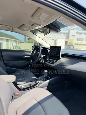 Toyota Corolla LE 2020 Black