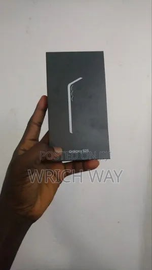 New Samsung Galaxy S25 128 GB Black