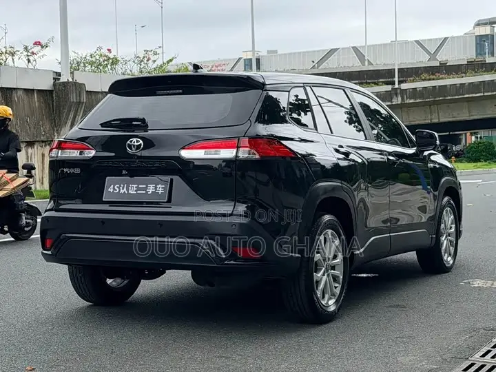 Toyota Frontlander 2023 Black