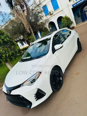 Toyota Corolla S w/Special Edition Pkg (1.8L 4cyl CVT) 2016 White