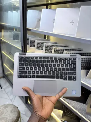 Laptop Dell Latitude 7400 2-in-1 8GB Intel Core i5 SSD 256GB