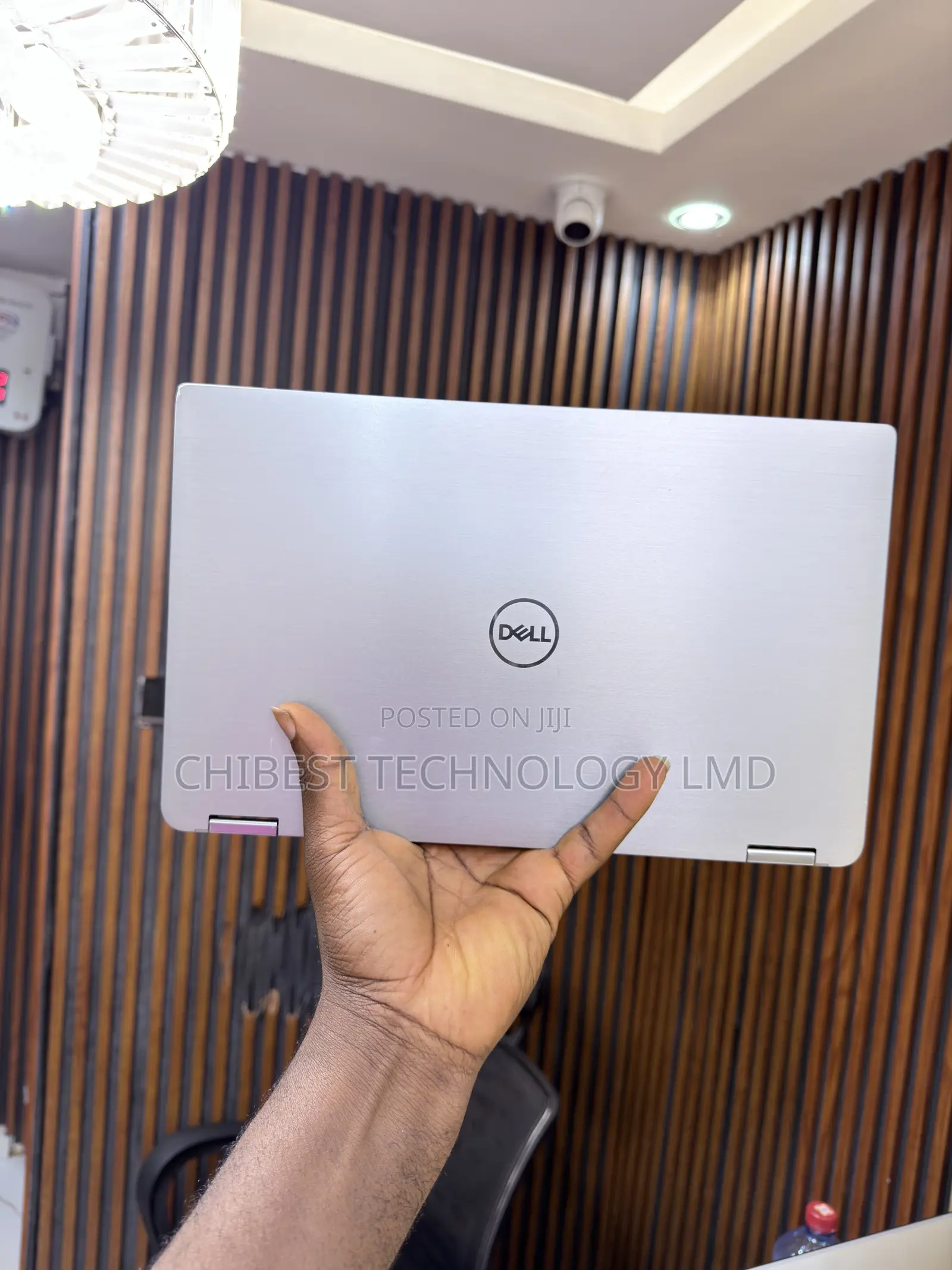 Laptop Dell Latitude 7400 2-in-1 8GB Intel Core i5 SSD 256GB
