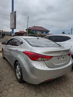 Hyundai Avante 2013 Silver