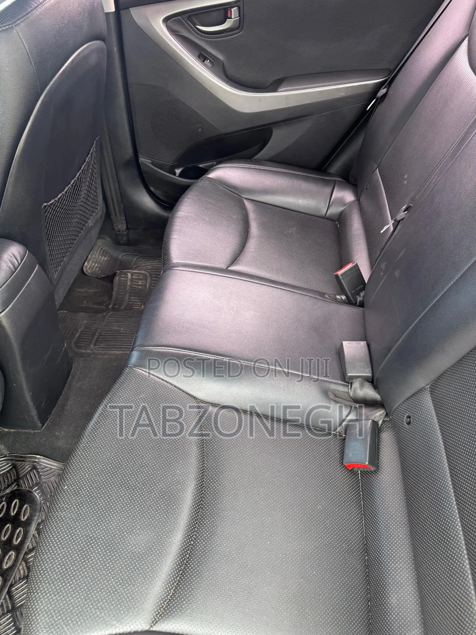 Hyundai Avante 2013 Silver