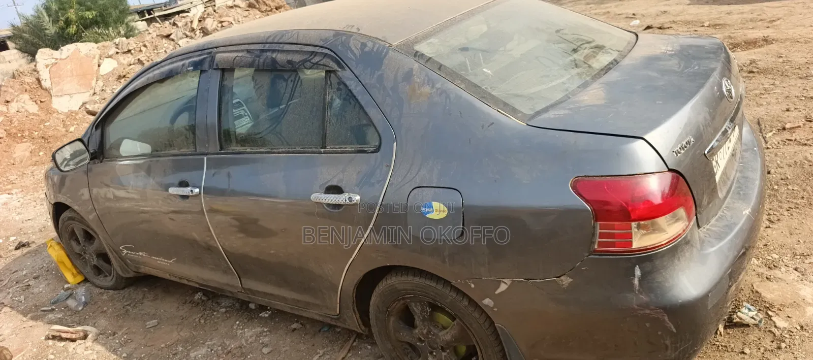 Toyota Yaris 2010 Gray