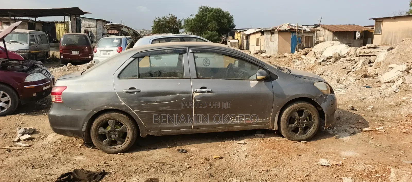 Toyota Yaris 2010 Gray