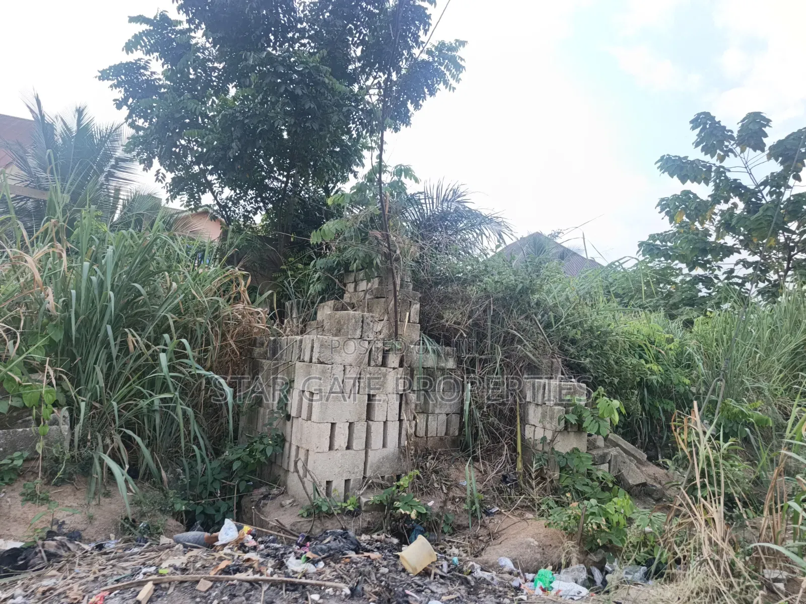 Plot for Sale at Denkyembuoso / Antwima Techiman ( Close Main Highway)