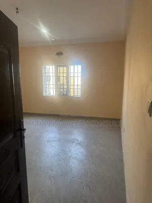 3bdrm Apartment in Celebrity Golf, Sakumono for sale