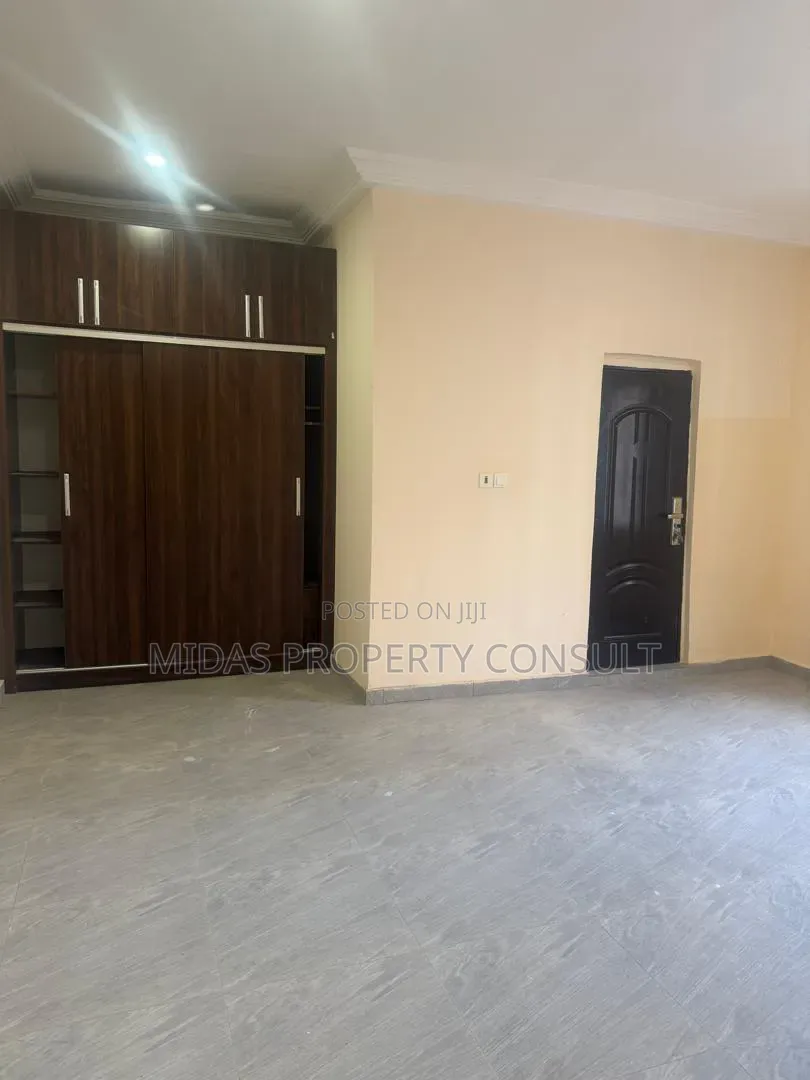 3bdrm Apartment in Celebrity Golf, Sakumono for sale