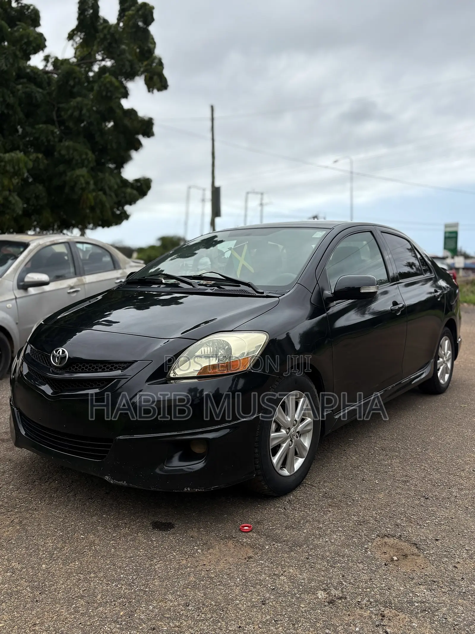 Toyota Yaris 2010 Black