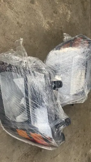 Nissan Pathfinder 2012 Headlight